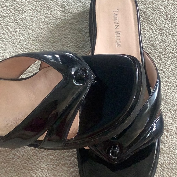 Taryn Rose sandals - Picture 5 of 10